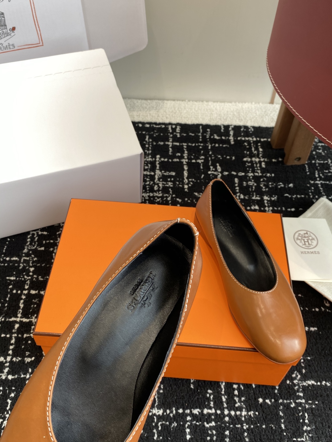 东莞代购级（官网同步✈️飞机盒包装）
爱马仕Hermes 25ss 春夏新品 芭蕾舞鞋，芭蕾鞋与玛丽珍无