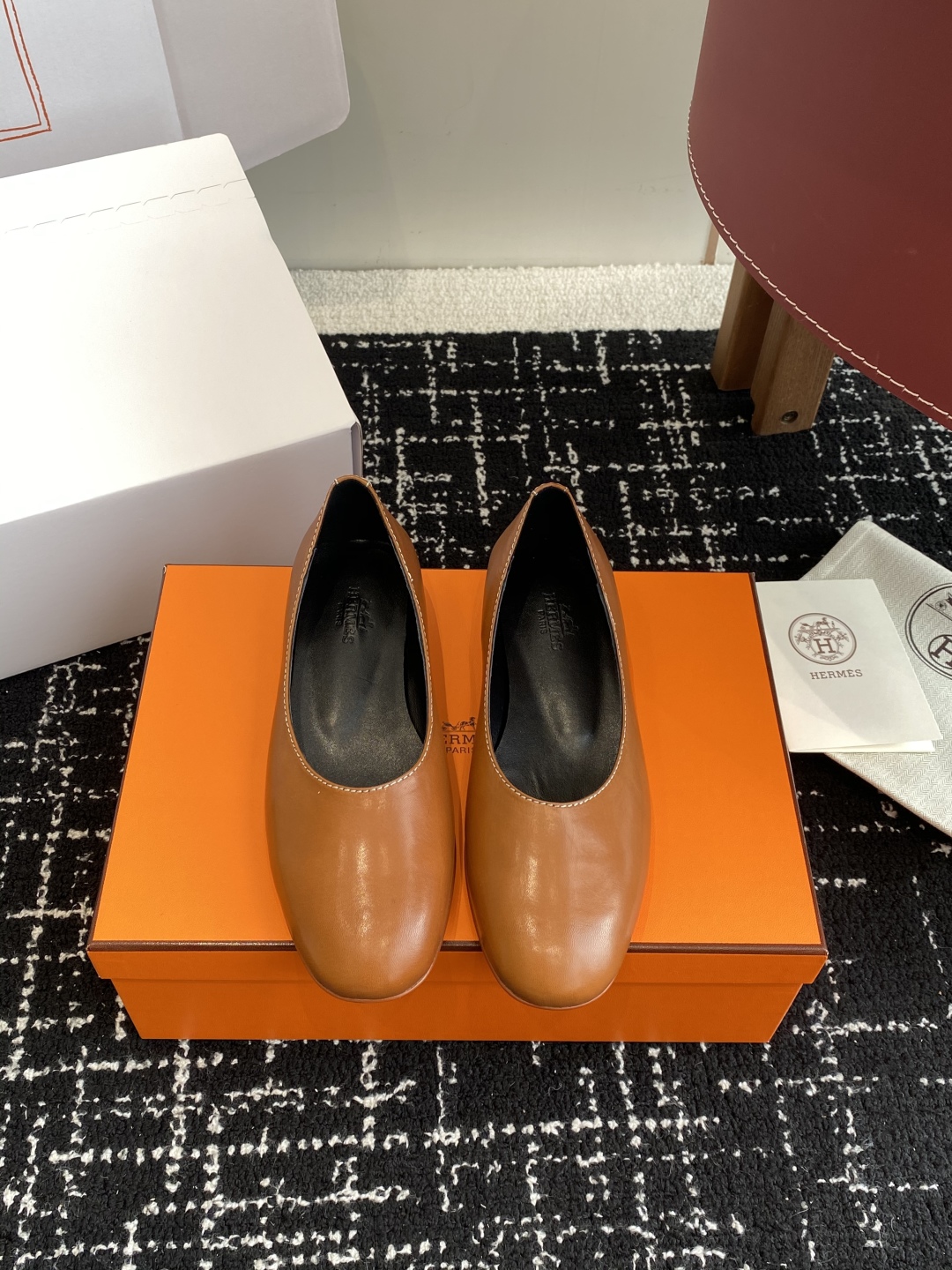 东莞代购级（官网同步✈️飞机盒包装）
爱马仕Hermes 25ss 春夏新品 芭蕾舞鞋，芭蕾鞋与玛丽珍无