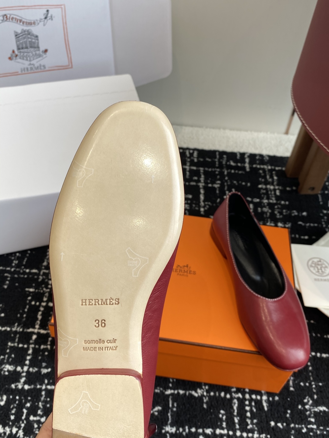 东莞代购级（官网同步✈️飞机盒包装）
爱马仕Hermes 25ss 春夏新品 芭蕾舞鞋，芭蕾鞋与玛丽珍无
