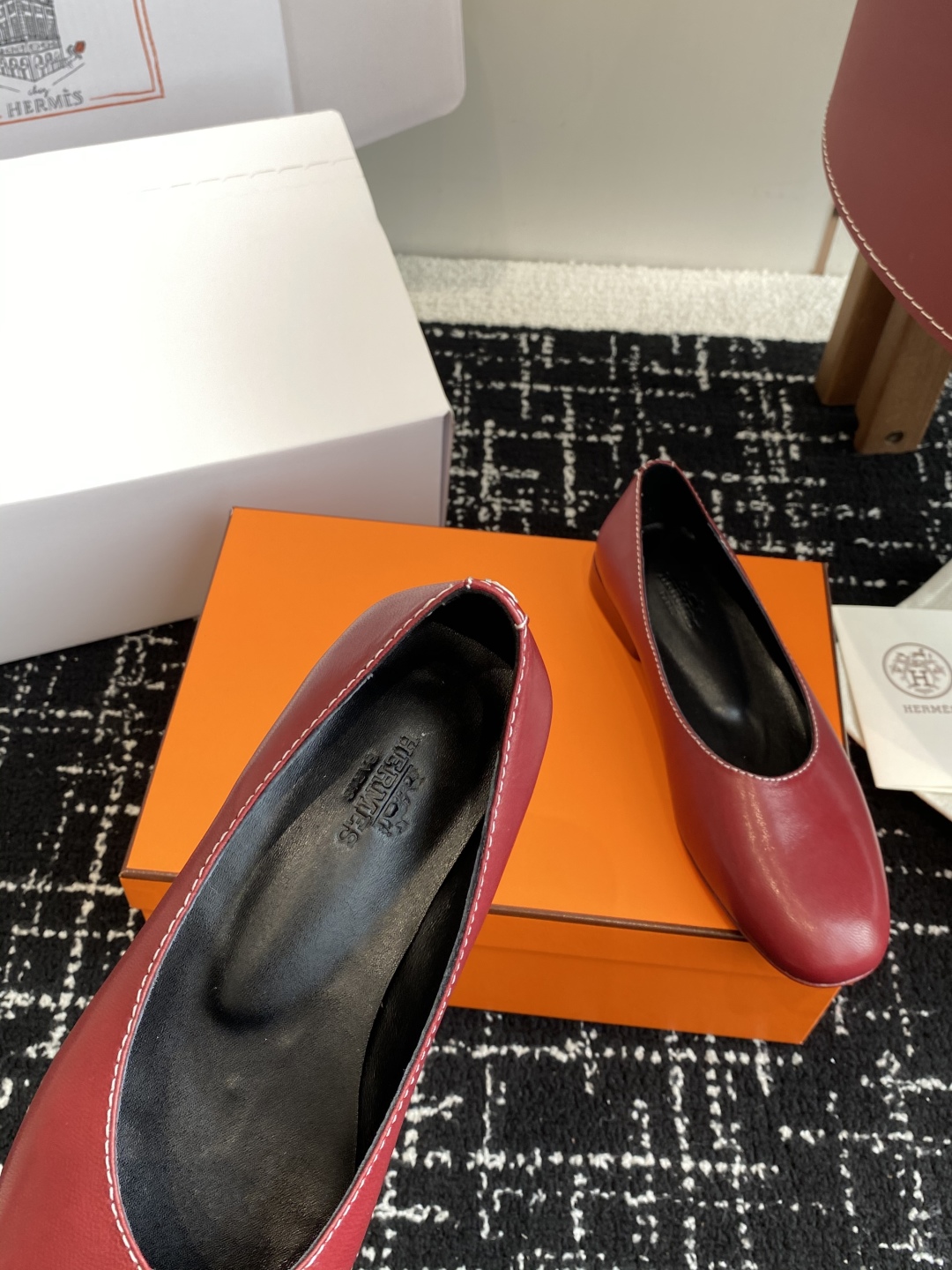 东莞代购级（官网同步✈️飞机盒包装）
爱马仕Hermes 25ss 春夏新品 芭蕾舞鞋，芭蕾鞋与玛丽珍无