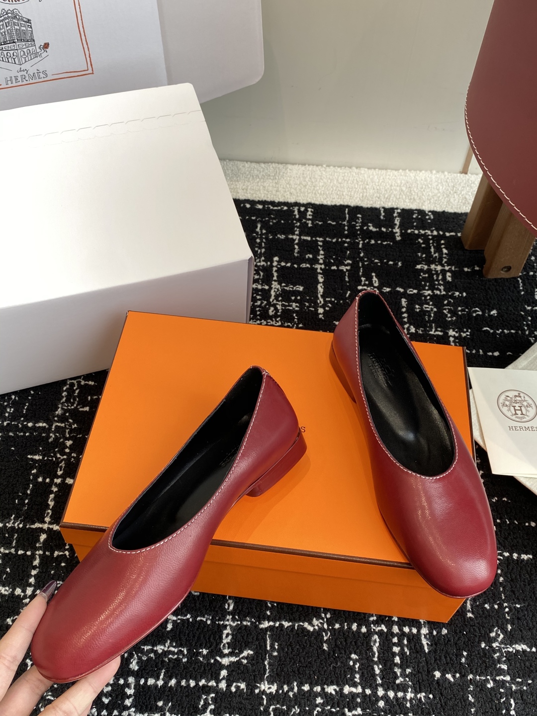 东莞代购级（官网同步✈️飞机盒包装）
爱马仕Hermes 25ss 春夏新品 芭蕾舞鞋，芭蕾鞋与玛丽珍无