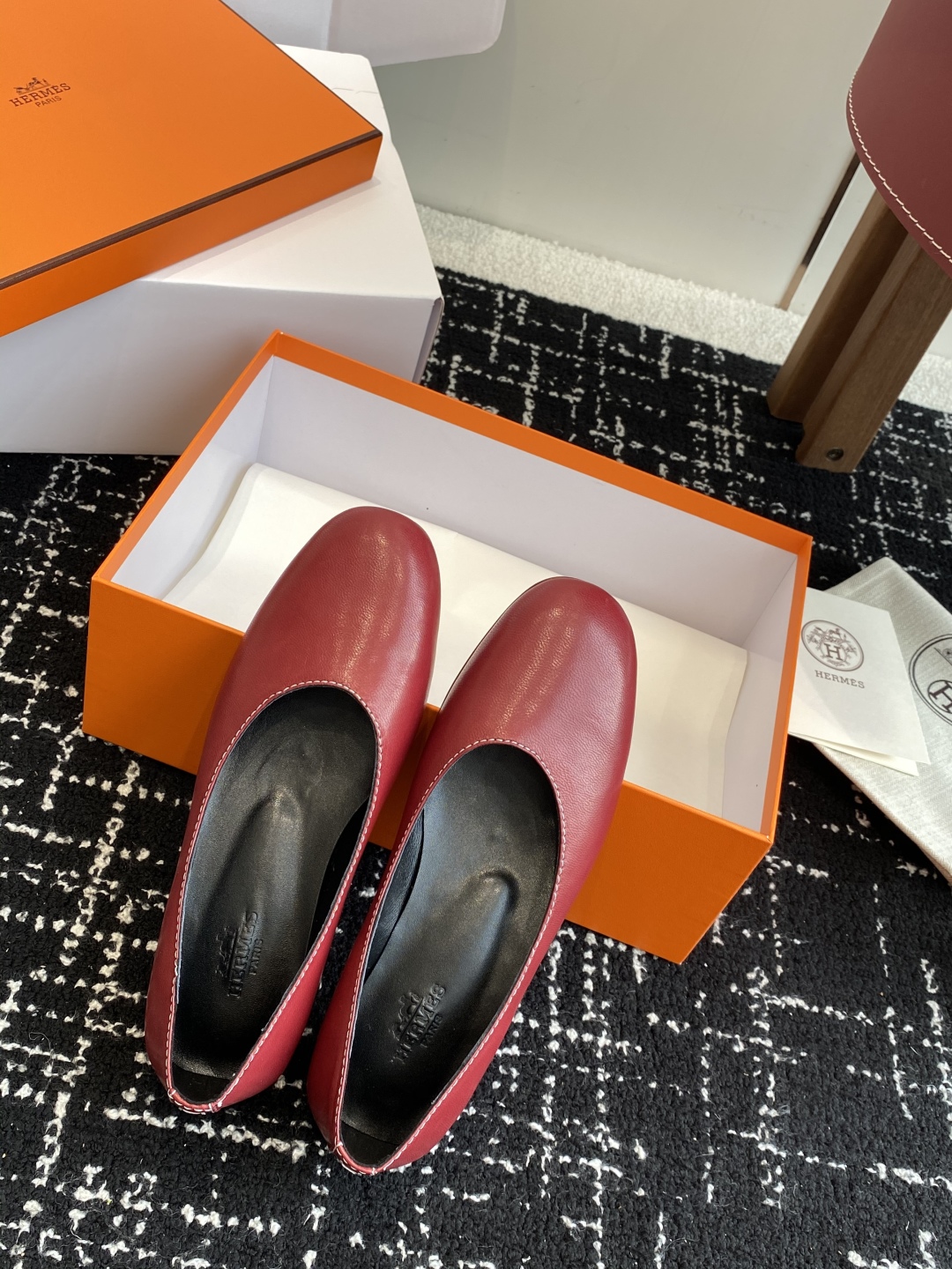 东莞代购级（官网同步✈️飞机盒包装）
爱马仕Hermes 25ss 春夏新品 芭蕾舞鞋，芭蕾鞋与玛丽珍无