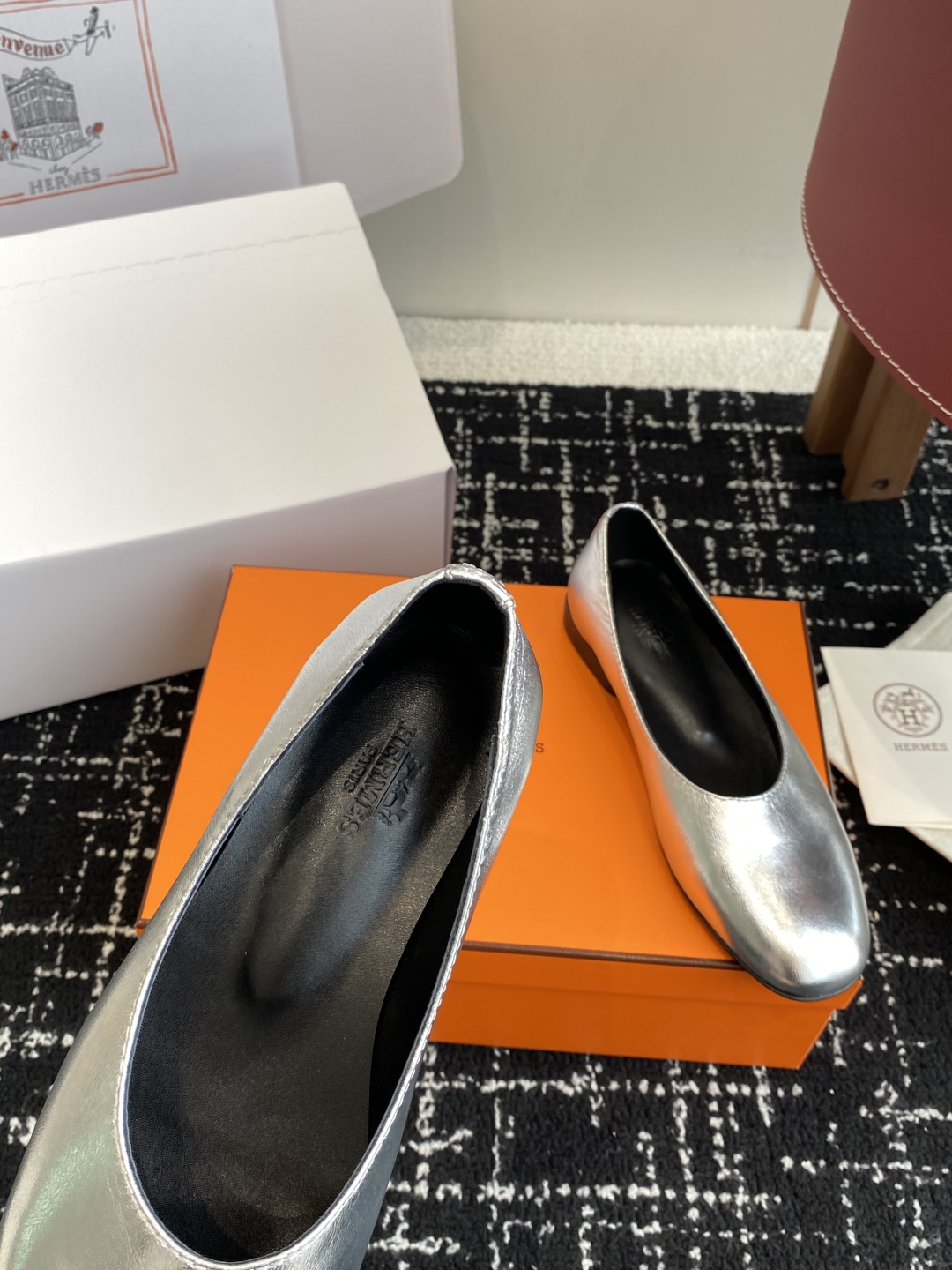 东莞代购级（官网同步✈️飞机盒包装）
爱马仕Hermes 25ss 春夏新品 芭蕾舞鞋，芭蕾鞋与玛丽珍无