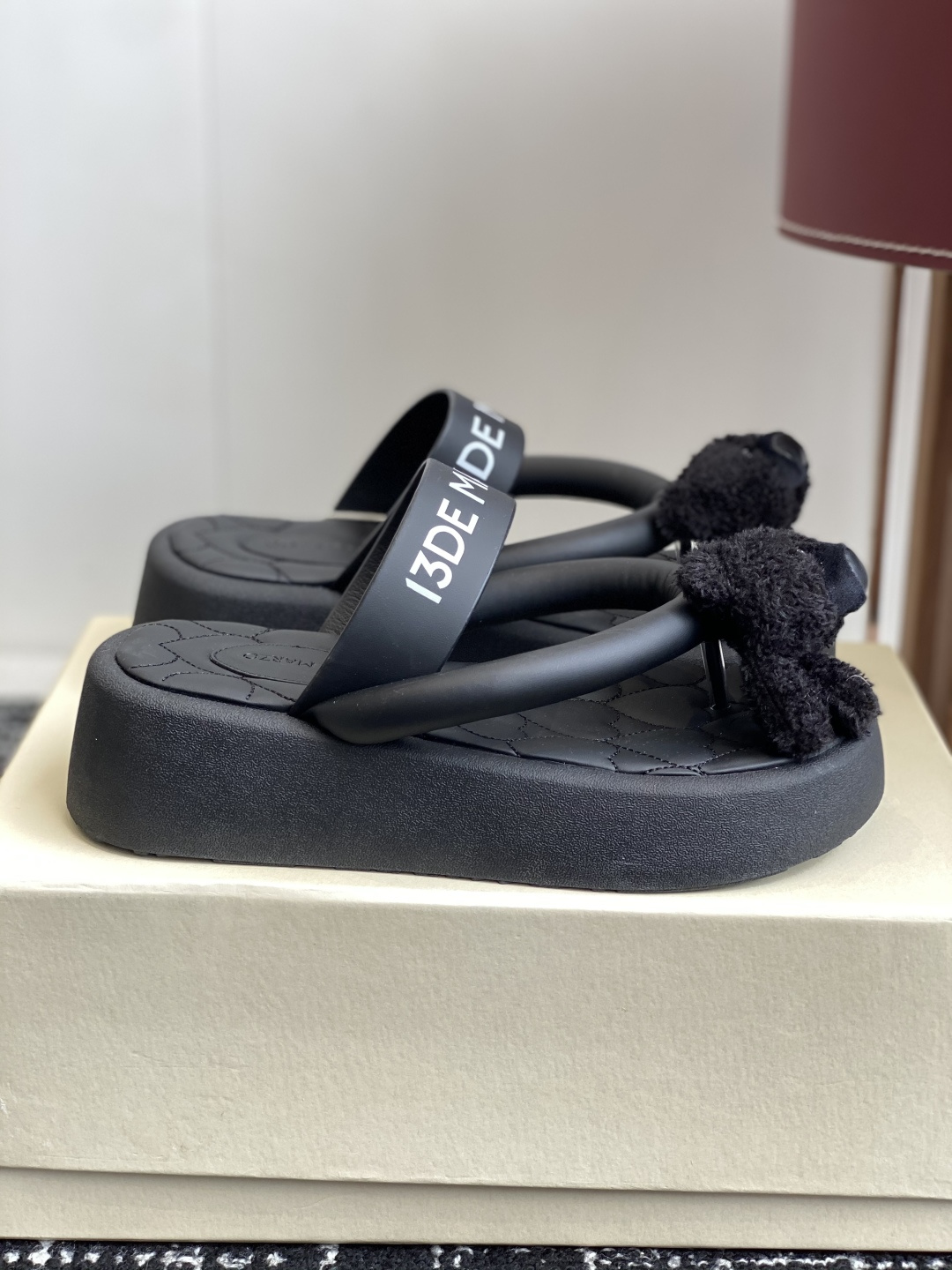 代购级
13DE MARZO 25ss 小熊春夏新款人字拖时尚

增高凉拖百搭外穿夹脚拖鞋 13dema
