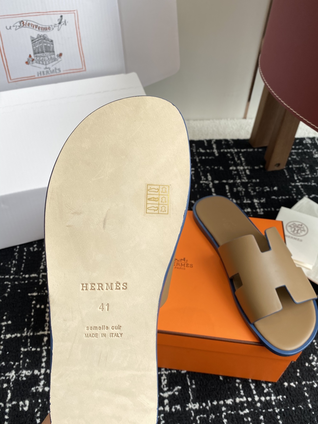 代购级（⚠️官网同步✈️盒包装）
Hermes爱马仕lzmir系列 男款 老舅鞋 复古 二舅拖鞋 H拖 