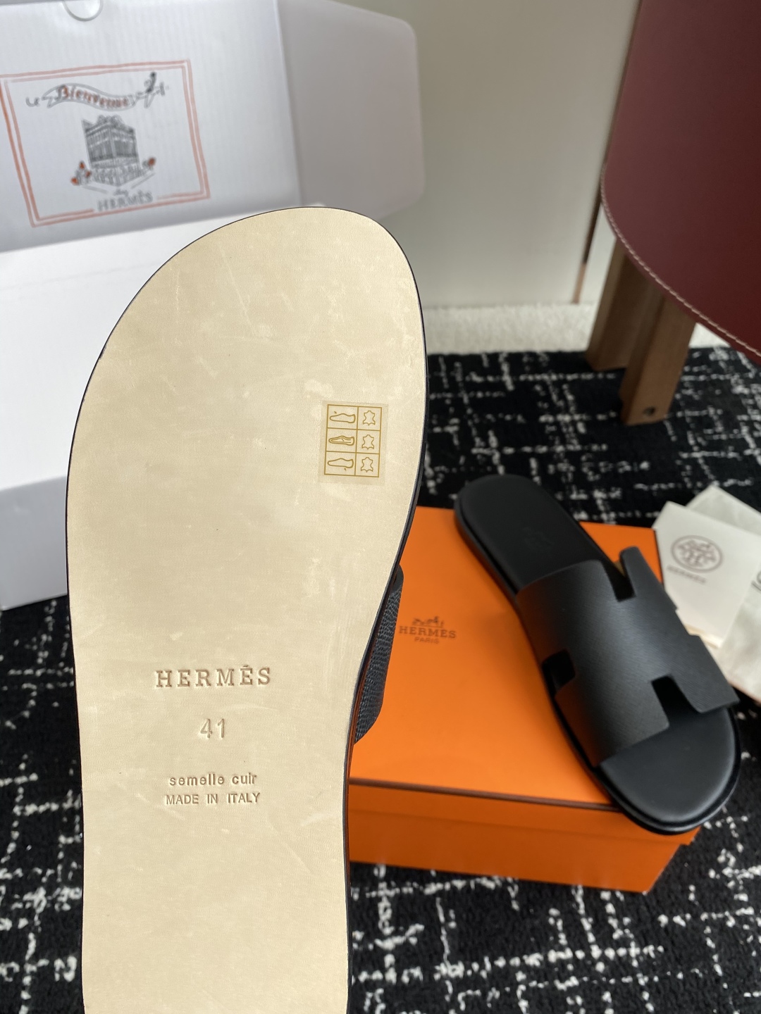 代购级（⚠️官网同步✈️盒包装）
Hermes爱马仕lzmir系列 男款 老舅鞋 复古 二舅拖鞋 H拖 