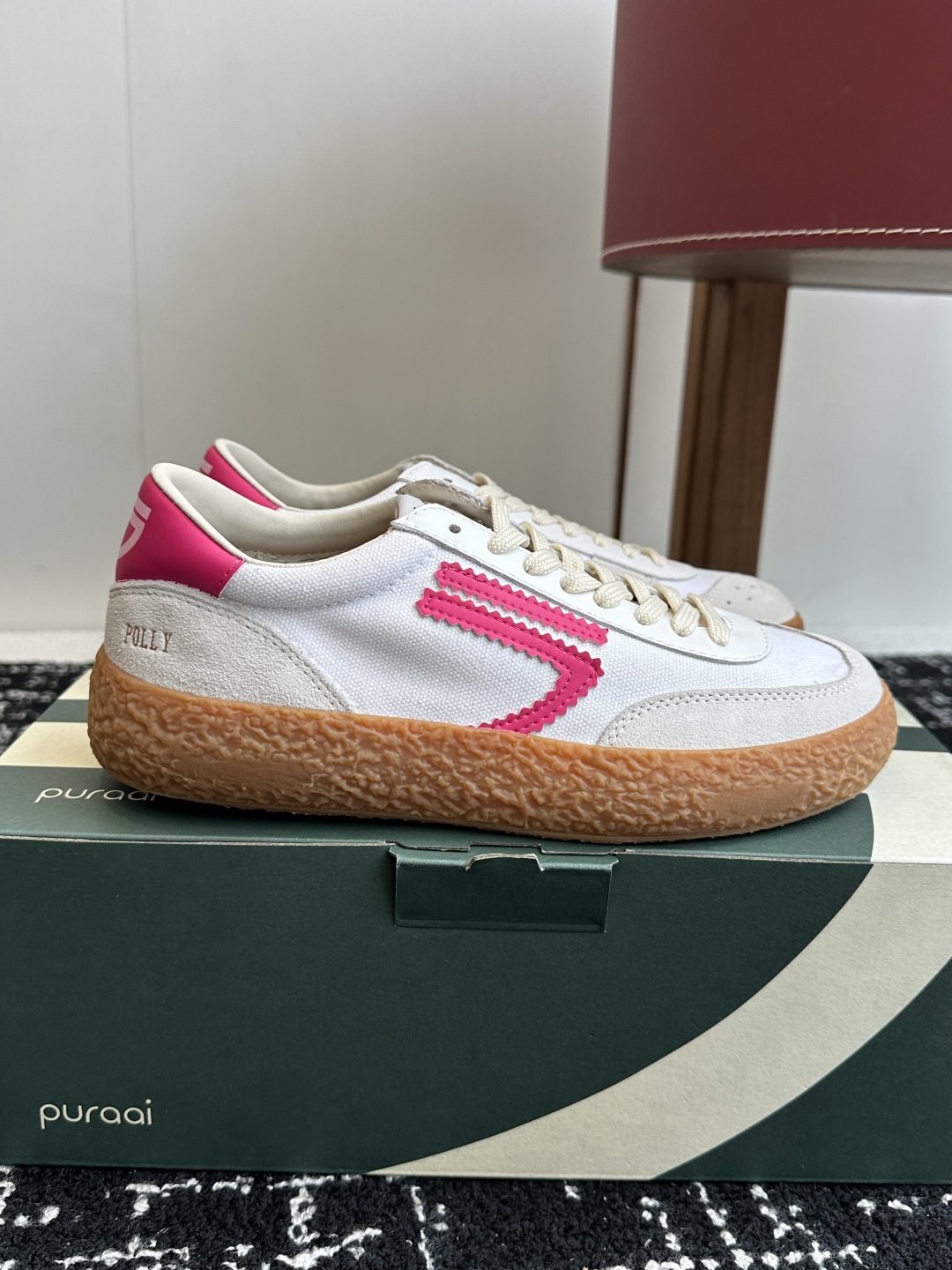 代购级
小众新品 Puraai Polly SS25复古板鞋主打环保材料的潮流品牌Puraai的25春夏