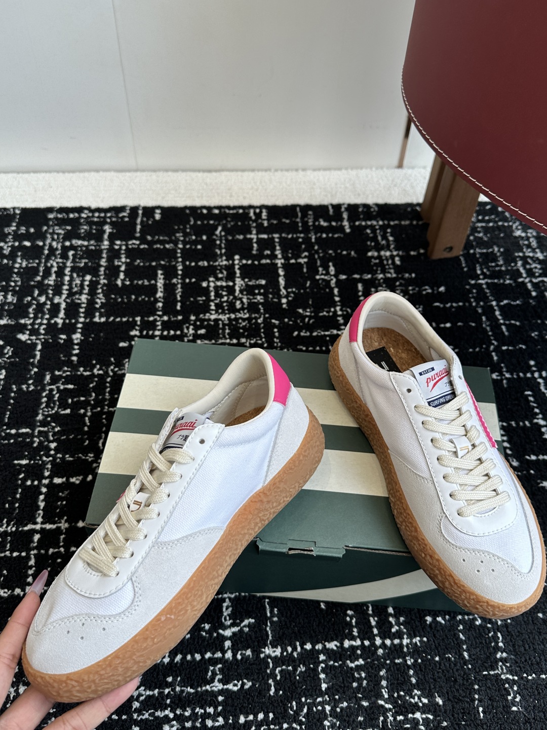 代购级
小众新品 Puraai Polly SS25复古板鞋主打环保材料的潮流品牌Puraai的25春夏