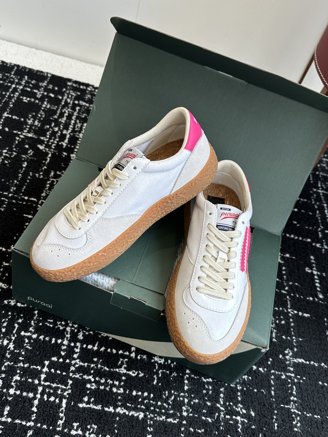 代购级
小众新品 Puraai Polly SS25复古板鞋主打环保材料的潮流品牌Puraai的25春夏