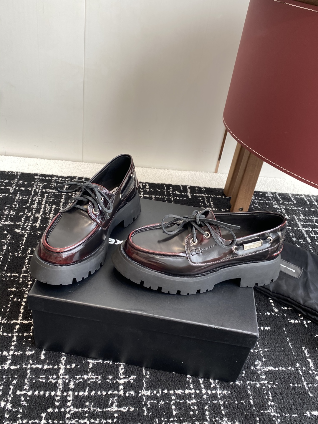 代购级
Alexander Wang aw carter亚历山大王 松糕厚底乐福鞋 乐福鞋

Jenni