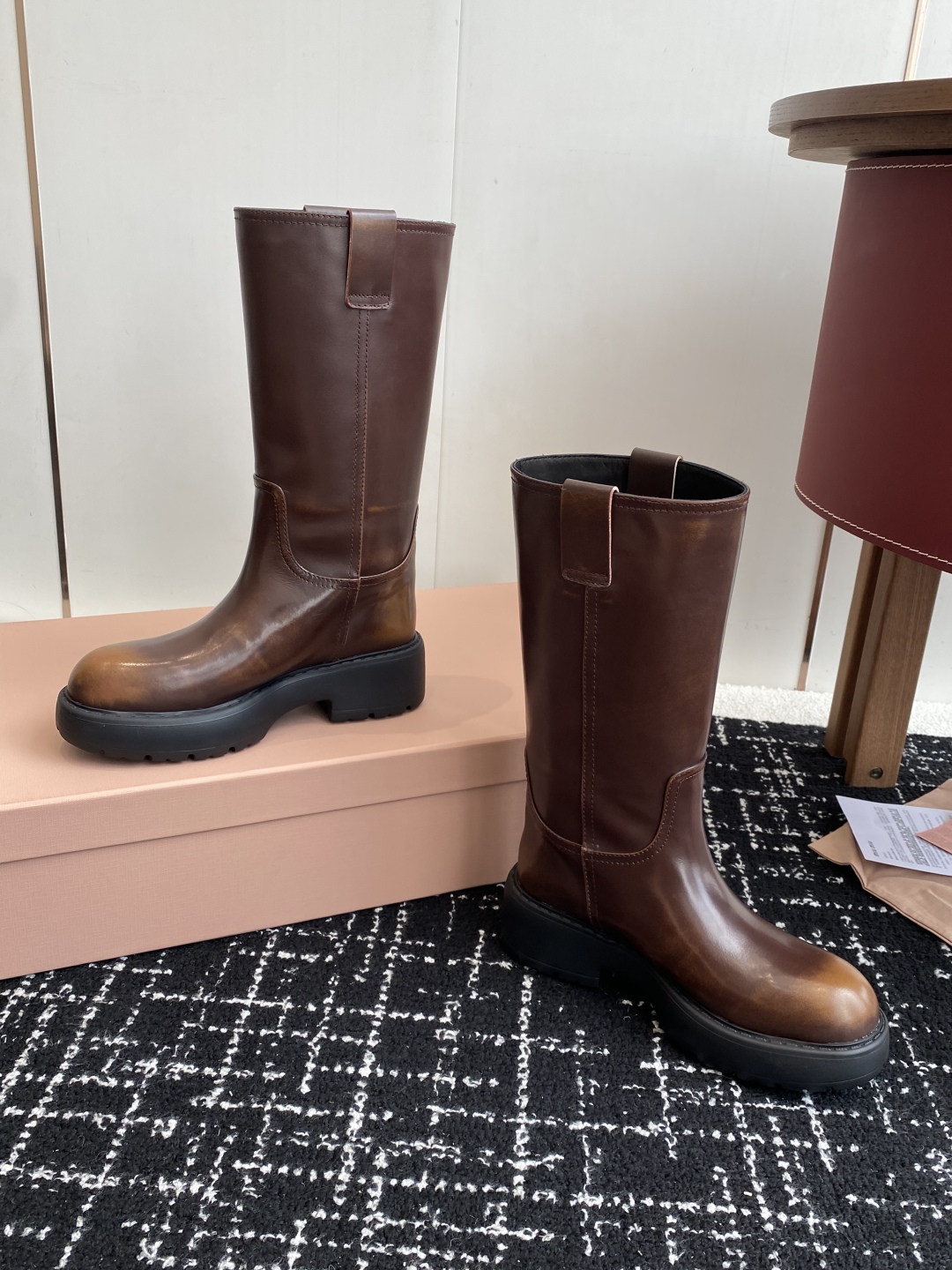 代购级
miu miu fw25 new arrival～ 缪缪 25ss 秋冬新款厚底高筒裸靴 骑士靴