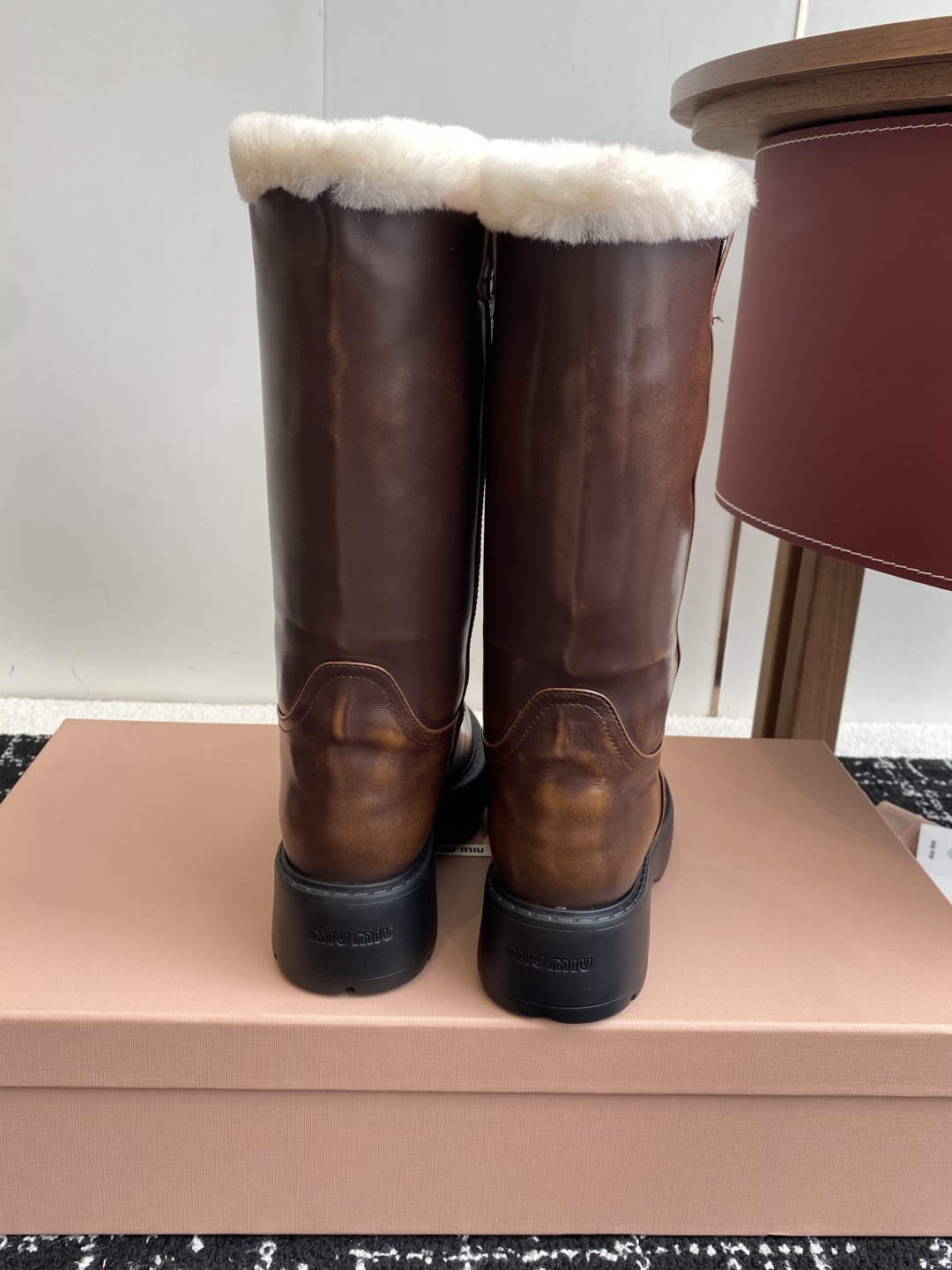 代购级
miu miu fw25 new arrival～ 缪缪 25ss 秋冬新款厚底高筒裸靴 骑士靴