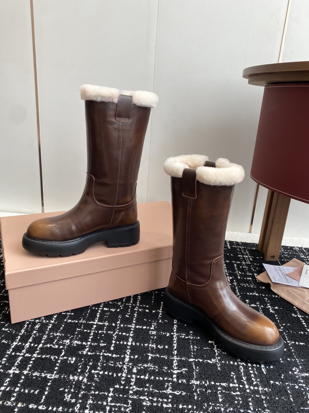 代购级
miu miu fw25 new arrival～ 缪缪 25ss 秋冬新款厚底高筒裸靴 骑士靴