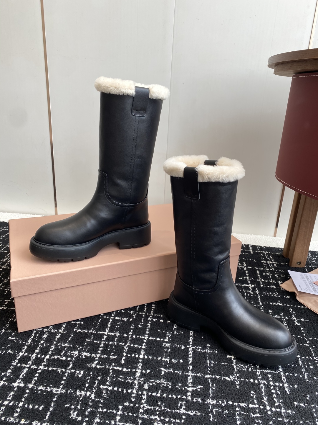 代购级
miu miu fw25 new arrival～ 缪缪 25ss 秋冬新款厚底高筒裸靴 骑士靴