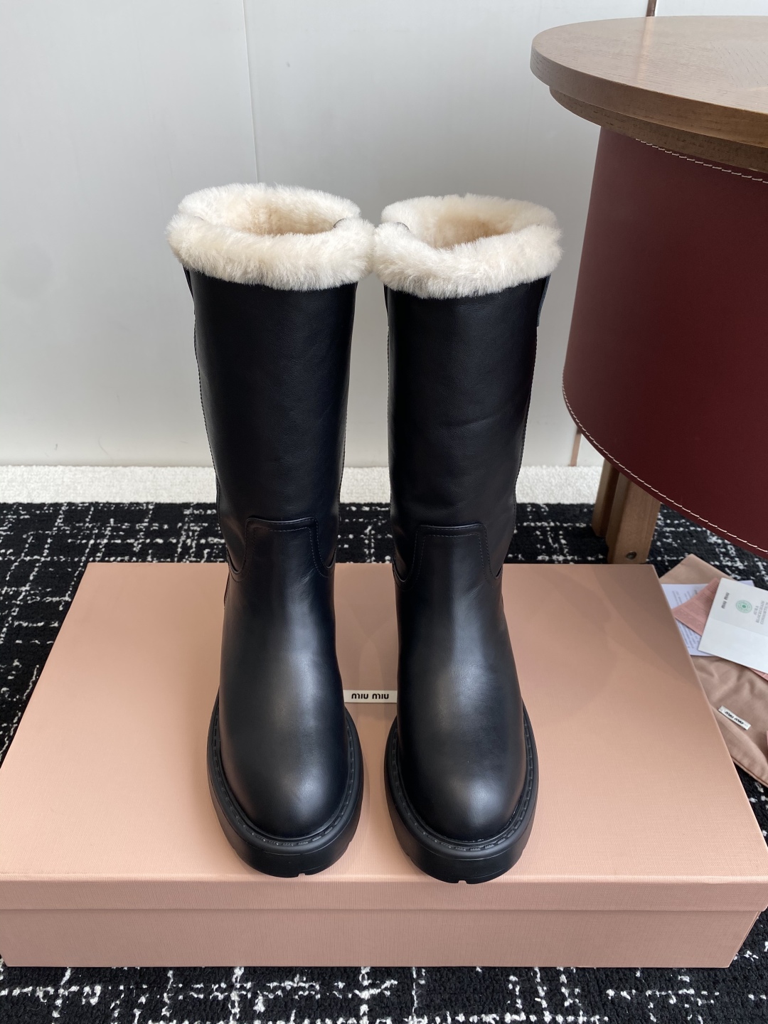 代购级
miu miu fw25 new arrival～ 缪缪 25ss 秋冬新款厚底高筒裸靴 骑士靴