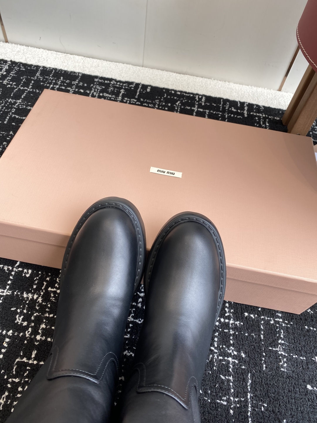 代购级
miu miu fw25 new arrival～ 缪缪 25ss 秋冬新款厚底高筒裸靴 骑士靴