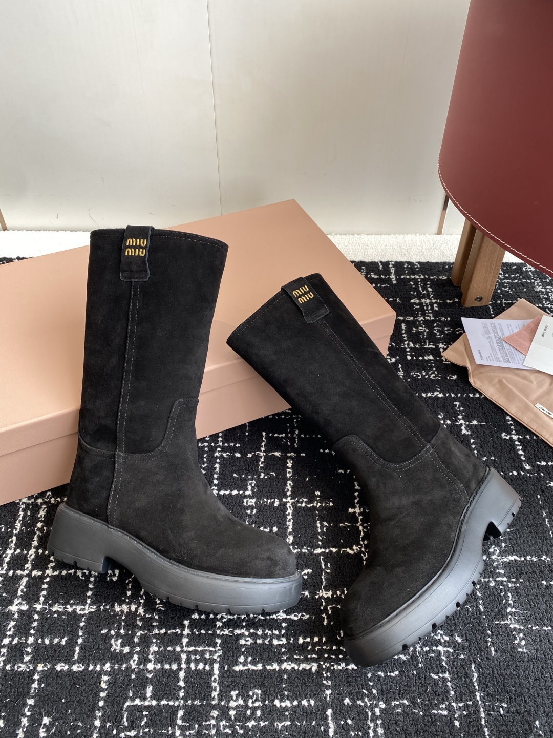 代购级
miu miu fw25 new arrival～ 缪缪 25ss 秋冬新款厚底高筒裸靴 骑士靴