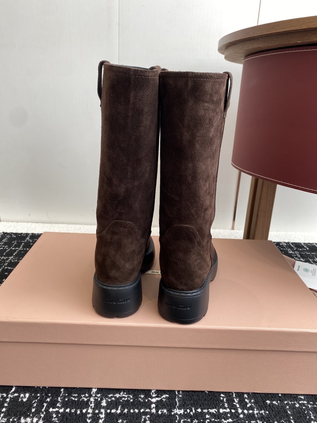 代购级
miu miu fw25 new arrival～ 缪缪 25ss 秋冬新款厚底高筒裸靴 骑士靴