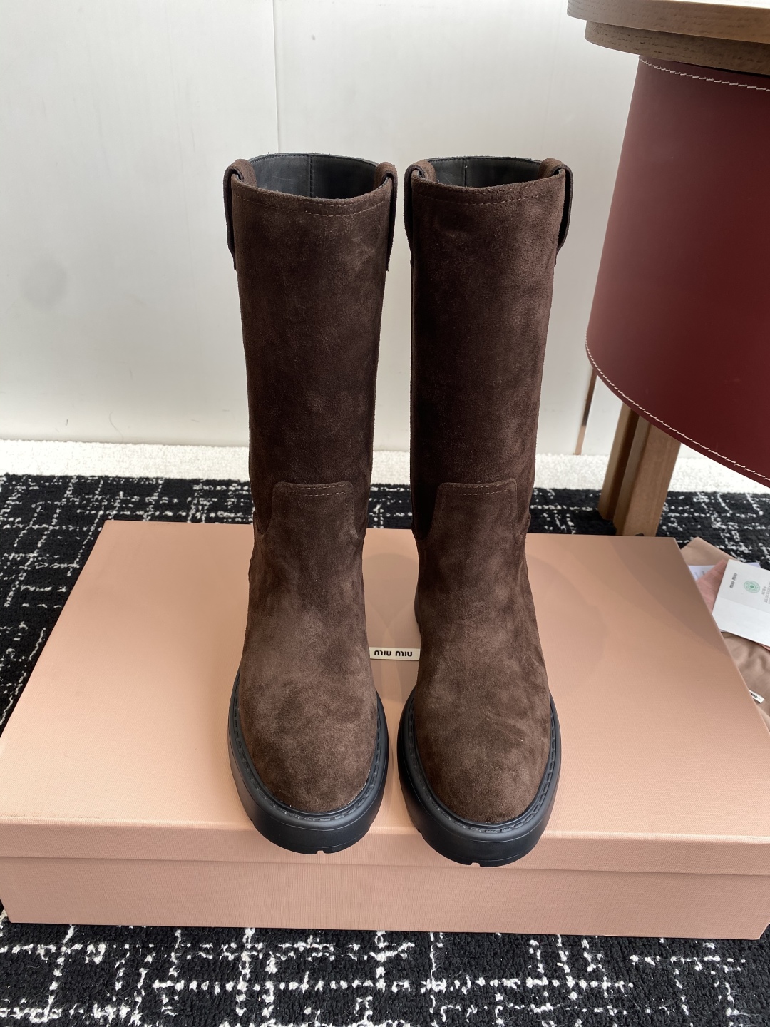 代购级
miu miu fw25 new arrival～ 缪缪 25ss 秋冬新款厚底高筒裸靴 骑士靴