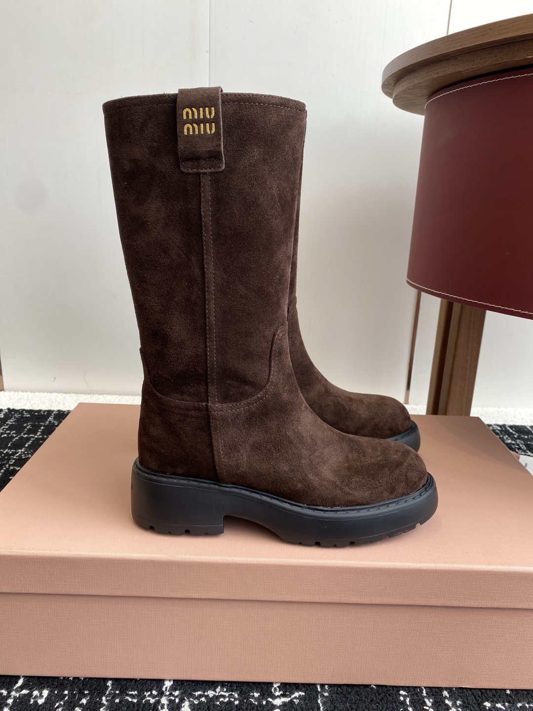 代购级
miu miu fw25 new arrival～ 缪缪 25ss 秋冬新款厚底高筒裸靴 骑士靴