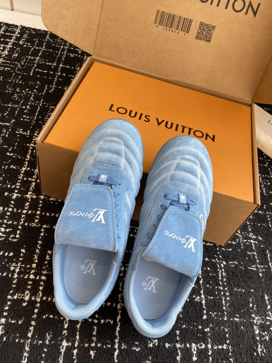 代购级
25ss 春夏季新款 情侣同款球鞋 穿上就是时髦精

这款 Footprint Soccer 运