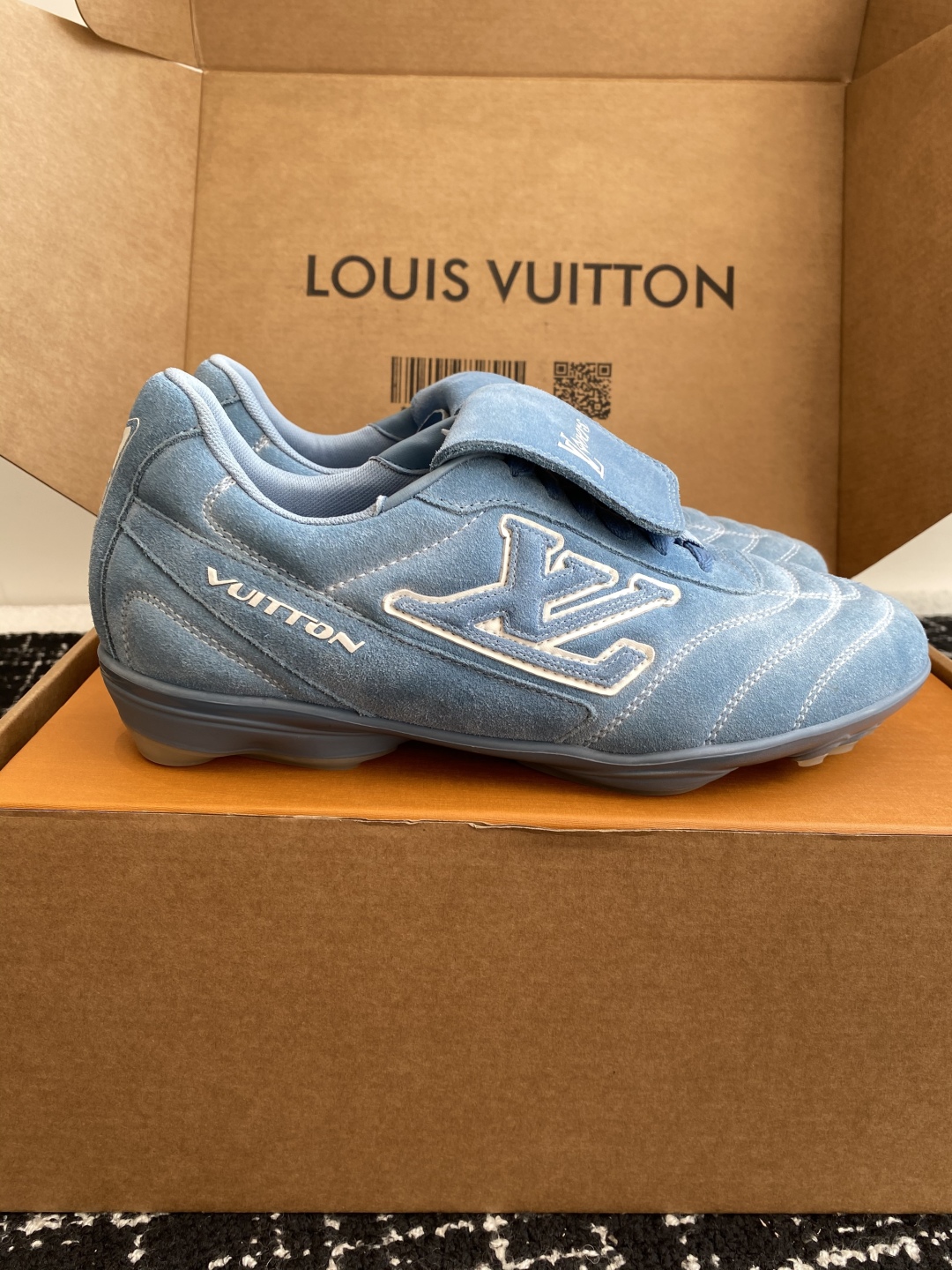 代购级
25ss 春夏季新款 情侣同款球鞋 穿上就是时髦精

这款 Footprint Soccer 运