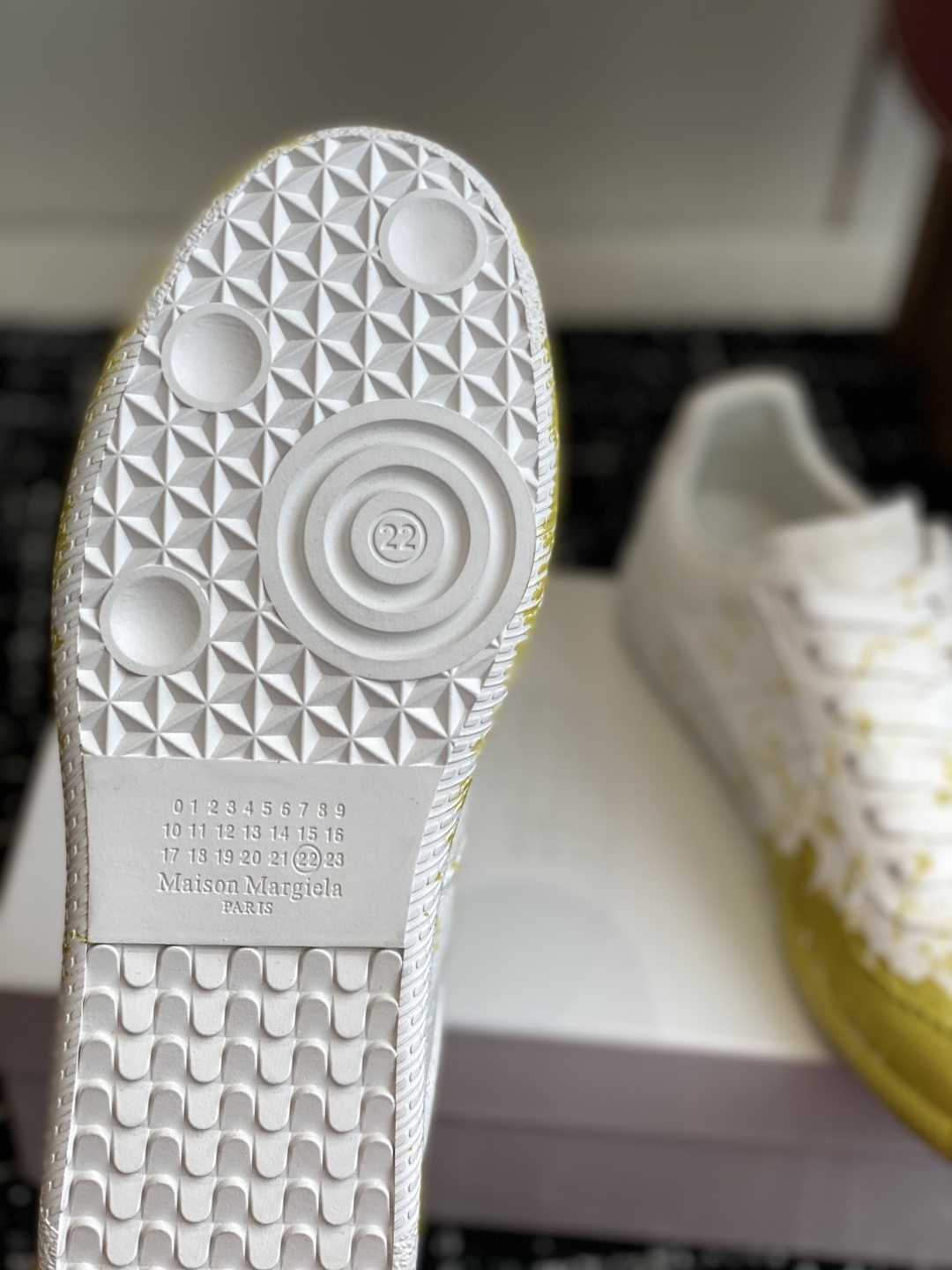 代购级
MaisonMargiela MM6 马吉拉 情侣款 喷墨 涂鸦 帆布 德训鞋 休闲 运动鞋