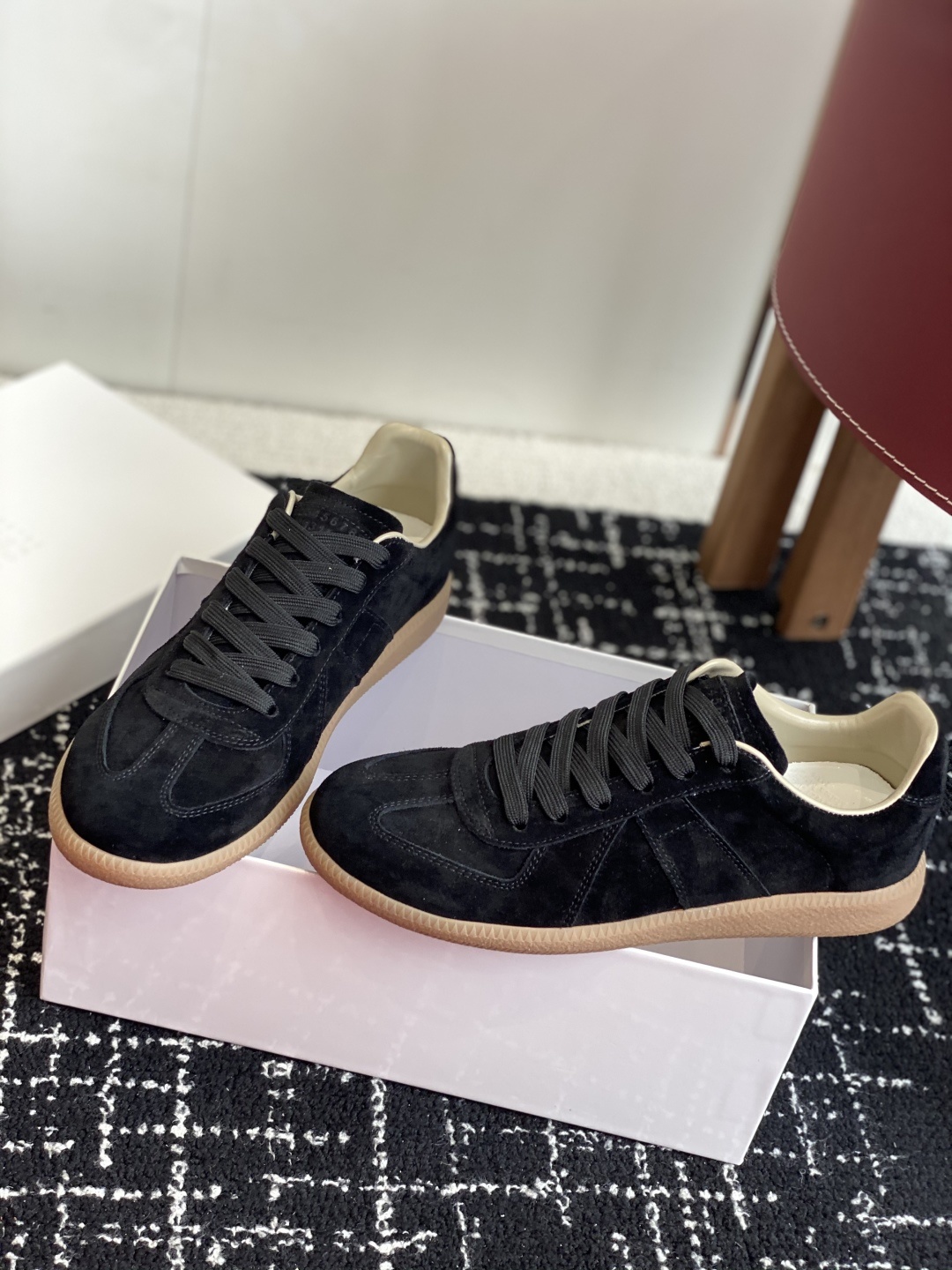 代购级
MaisonMargiela MM6 马吉拉 情侣款 喷墨 涂鸦 帆布 德训鞋 休闲 运动鞋
