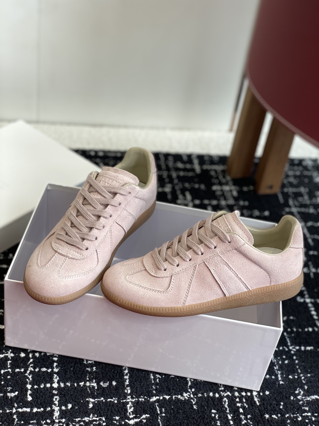 代购级
MaisonMargiela MM6 马吉拉 情侣款 喷墨 涂鸦 帆布 德训鞋 休闲 运动鞋

