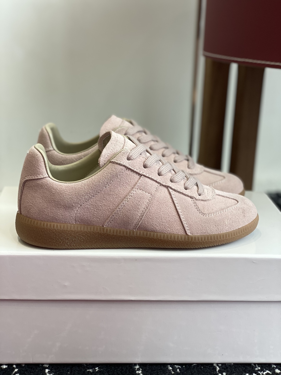 代购级
MaisonMargiela MM6 马吉拉 情侣款 喷墨 涂鸦 帆布 德训鞋 休闲 运动鞋

