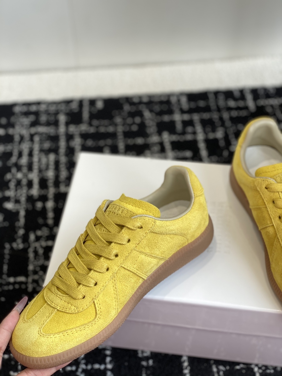 代购级
MaisonMargiela MM6 马吉拉 情侣款 喷墨 涂鸦 帆布 德训鞋 休闲 运动鞋