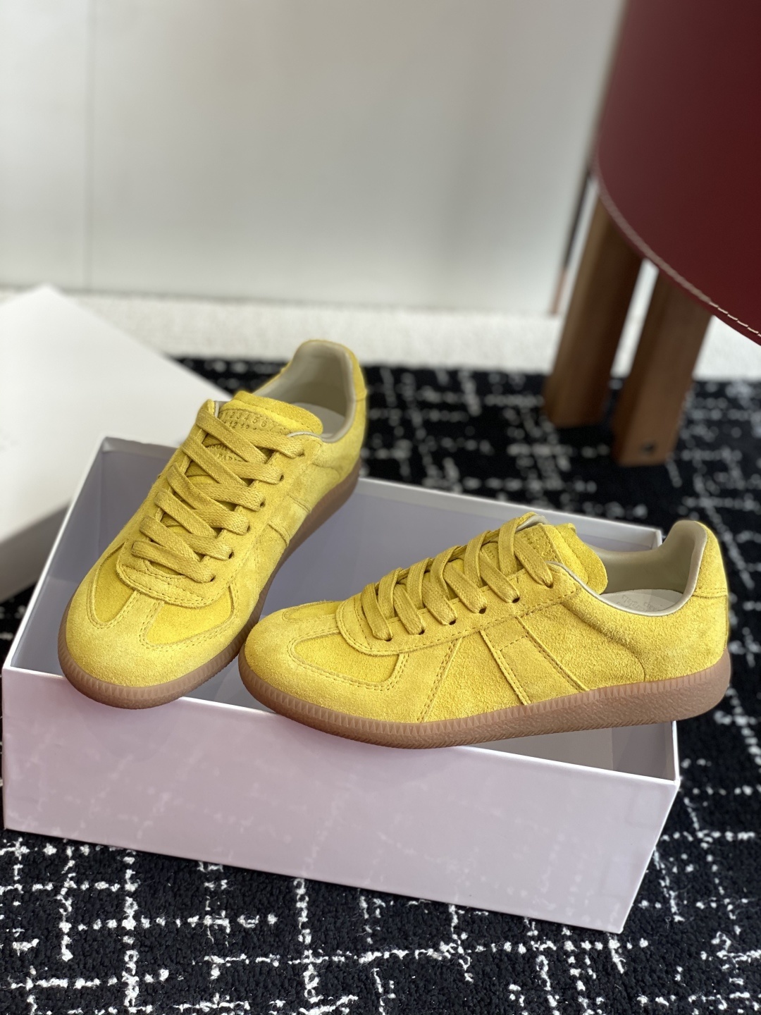 代购级
MaisonMargiela MM6 马吉拉 情侣款 喷墨 涂鸦 帆布 德训鞋 休闲 运动鞋