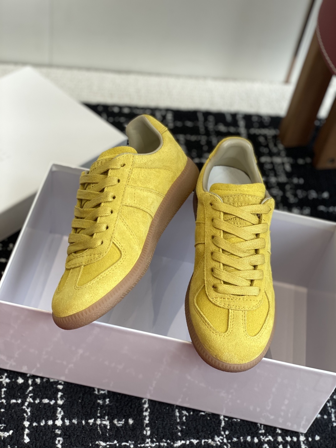 代购级
MaisonMargiela MM6 马吉拉 情侣款 喷墨 涂鸦 帆布 德训鞋 休闲 运动鞋