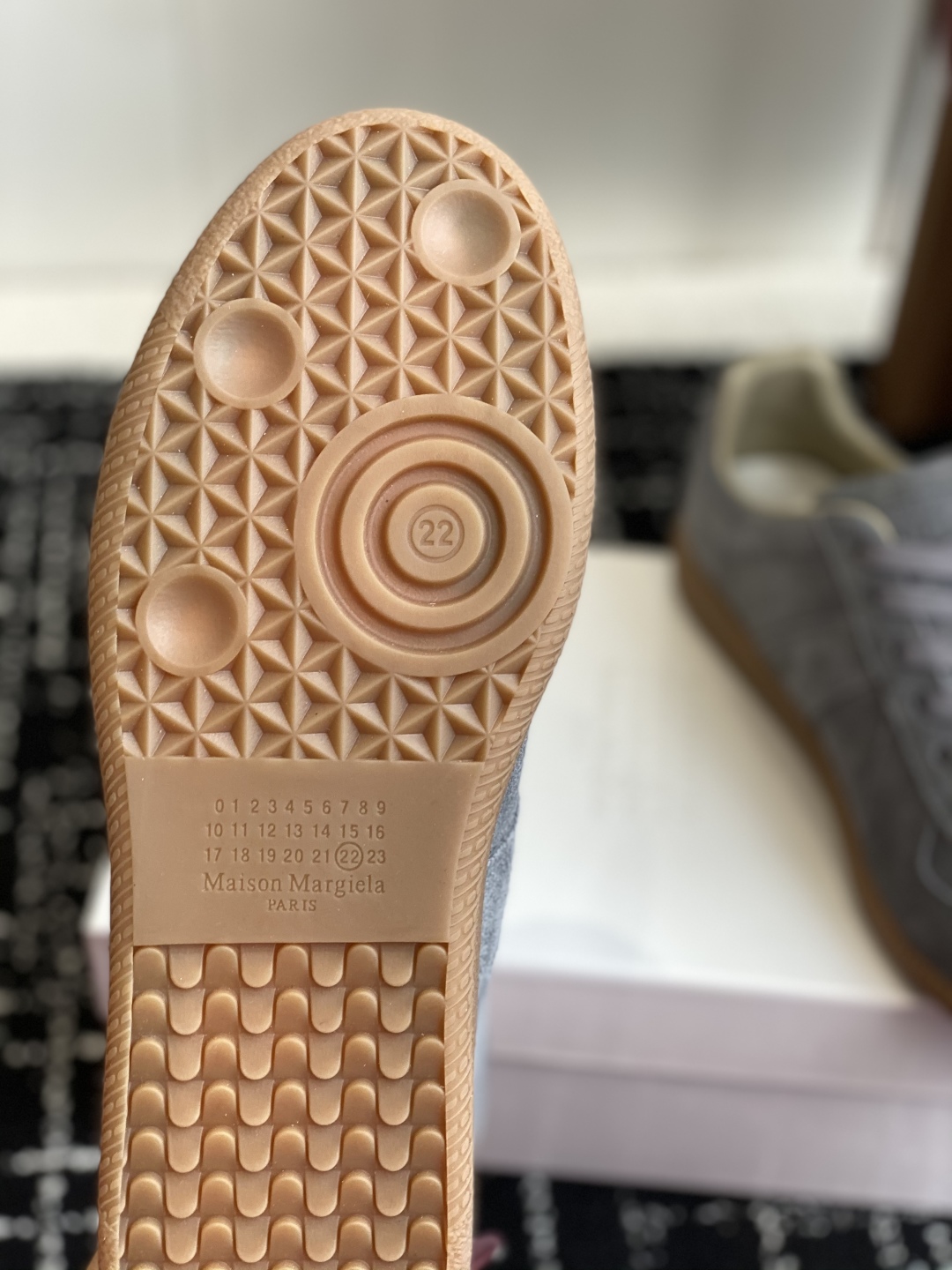 代购级
MaisonMargiela MM6 马吉拉 情侣款 喷墨 涂鸦 帆布 德训鞋 休闲 运动鞋

