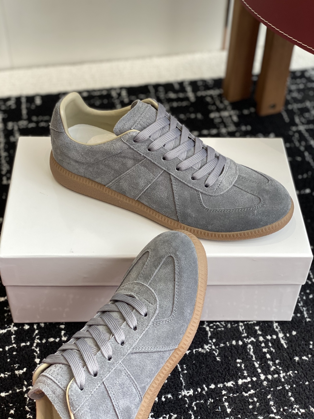 代购级
MaisonMargiela MM6 马吉拉 情侣款 喷墨 涂鸦 帆布 德训鞋 休闲 运动鞋

