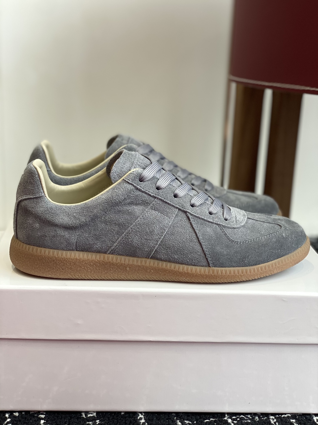代购级
MaisonMargiela MM6 马吉拉 情侣款 喷墨 涂鸦 帆布 德训鞋 休闲 运动鞋

