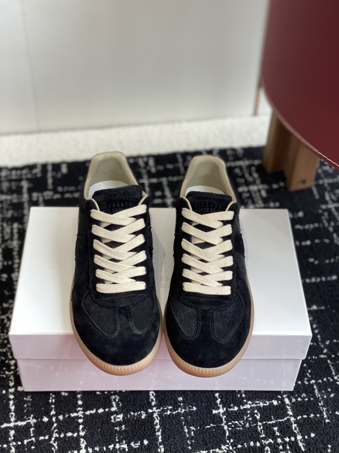 代购级
MaisonMargiela MM6 马吉拉 情侣款 喷墨 涂鸦 帆布 德训鞋 休闲 运动鞋