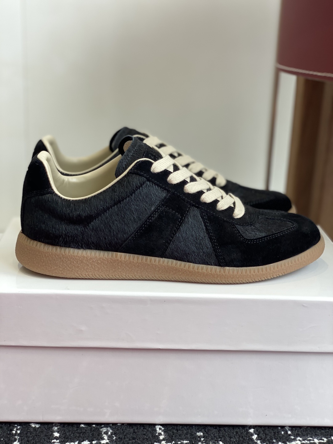 代购级
MaisonMargiela MM6 马吉拉 情侣款 喷墨 涂鸦 帆布 德训鞋 休闲 运动鞋