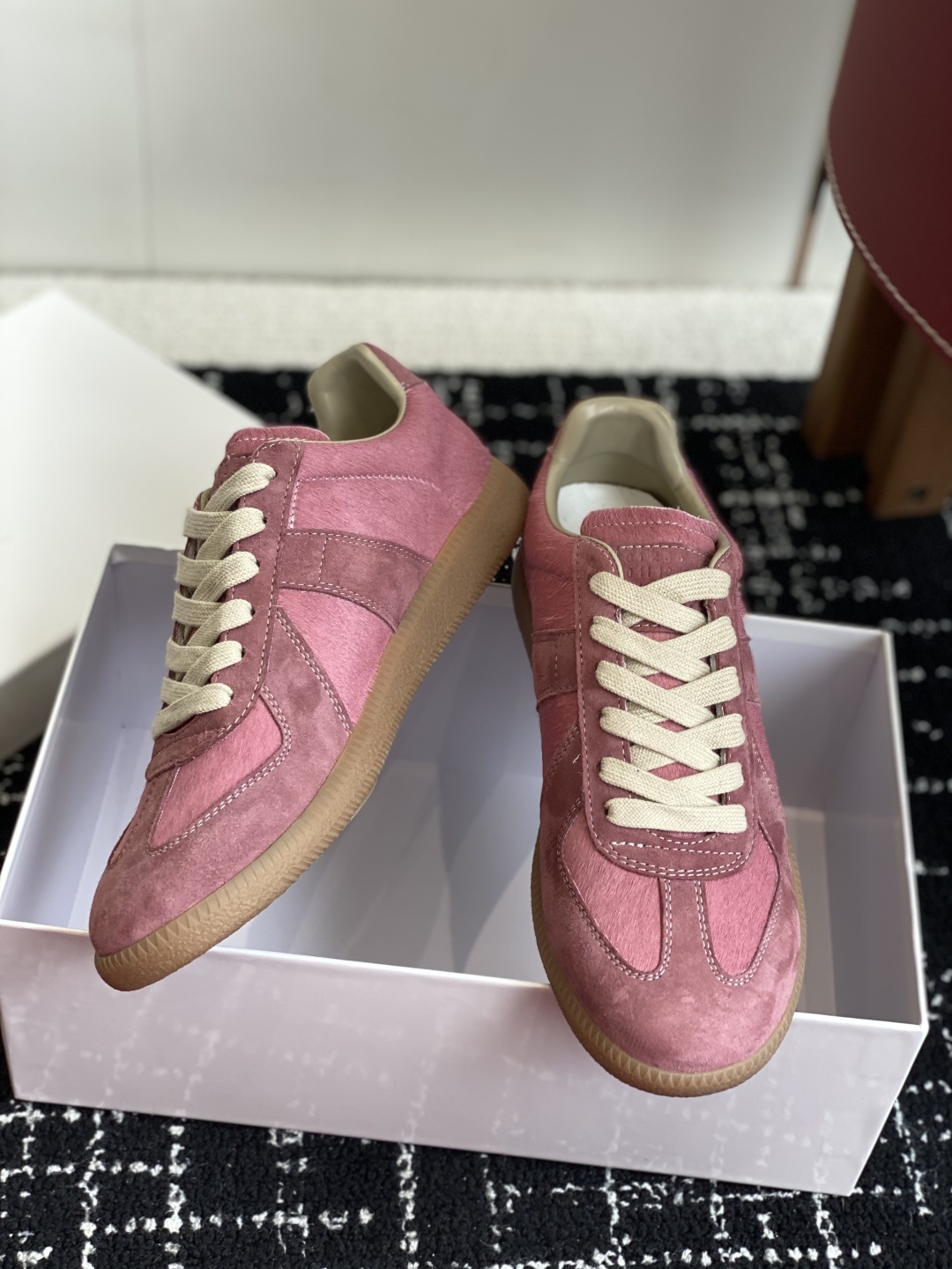 代购级
MaisonMargiela MM6 马吉拉 情侣款 喷墨 涂鸦 帆布 德训鞋 休闲 运动鞋