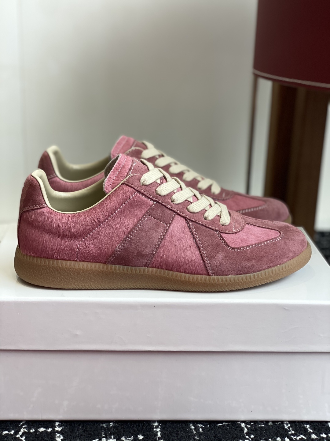 代购级
MaisonMargiela MM6 马吉拉 情侣款 喷墨 涂鸦 帆布 德训鞋 休闲 运动鞋