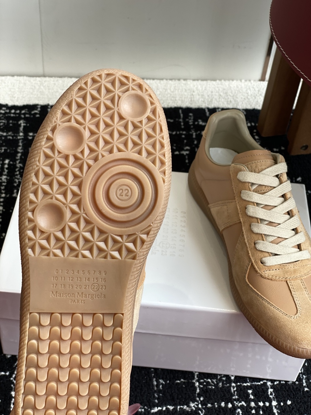 代购级
MaisonMargiela MM6 马吉拉 情侣款 喷墨 涂鸦 帆布 德训鞋 休闲 运动鞋