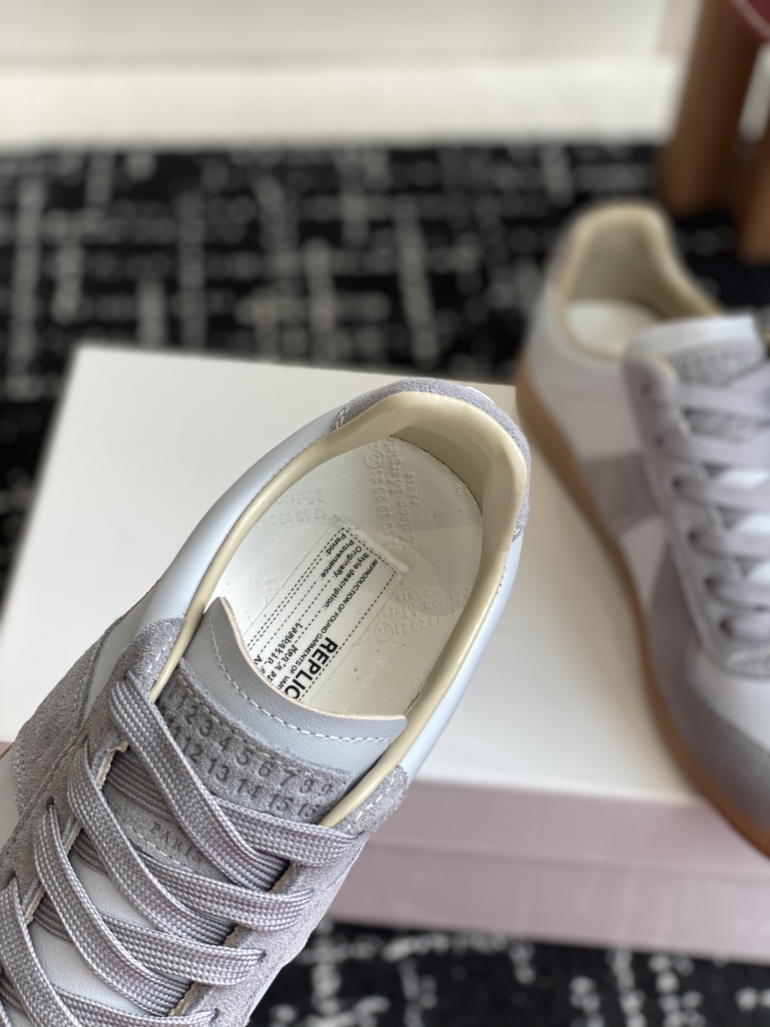 代购级
MaisonMargiela MM6 马吉拉 情侣款 喷墨 涂鸦 帆布 德训鞋 休闲 运动鞋