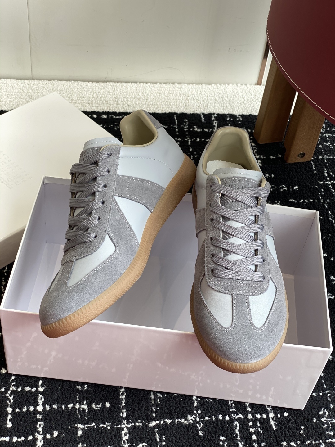 代购级
MaisonMargiela MM6 马吉拉 情侣款 喷墨 涂鸦 帆布 德训鞋 休闲 运动鞋
