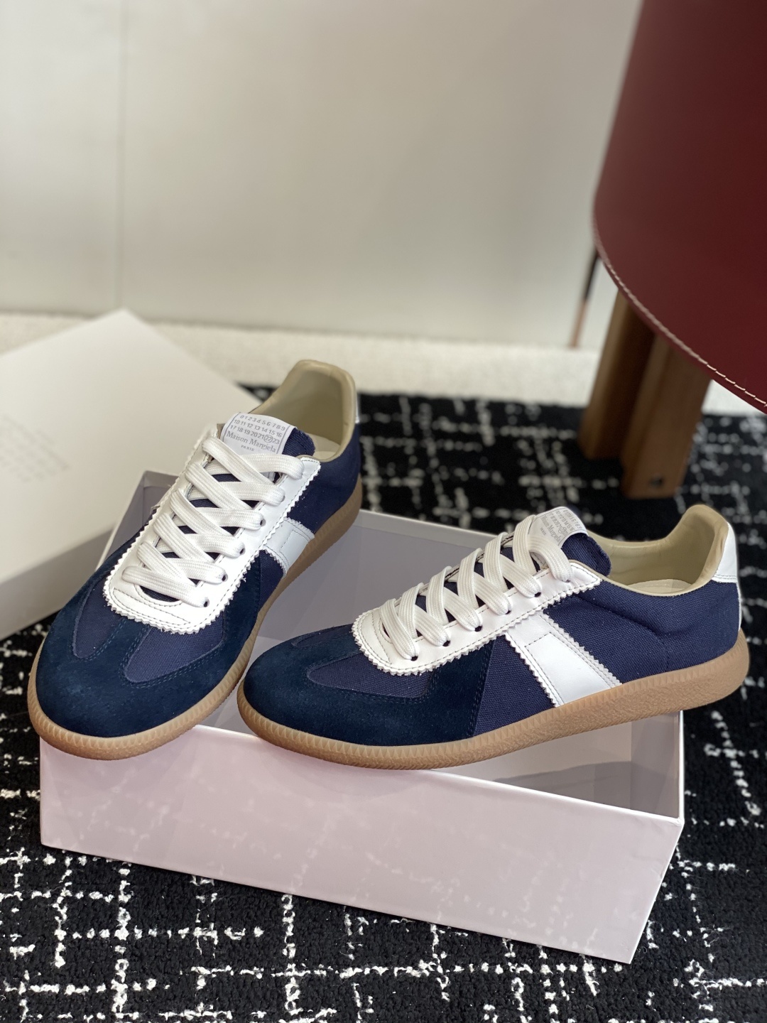 代购级
MaisonMargiela MM6 马吉拉 情侣款 喷墨 涂鸦 帆布 德训鞋 休闲 运动鞋