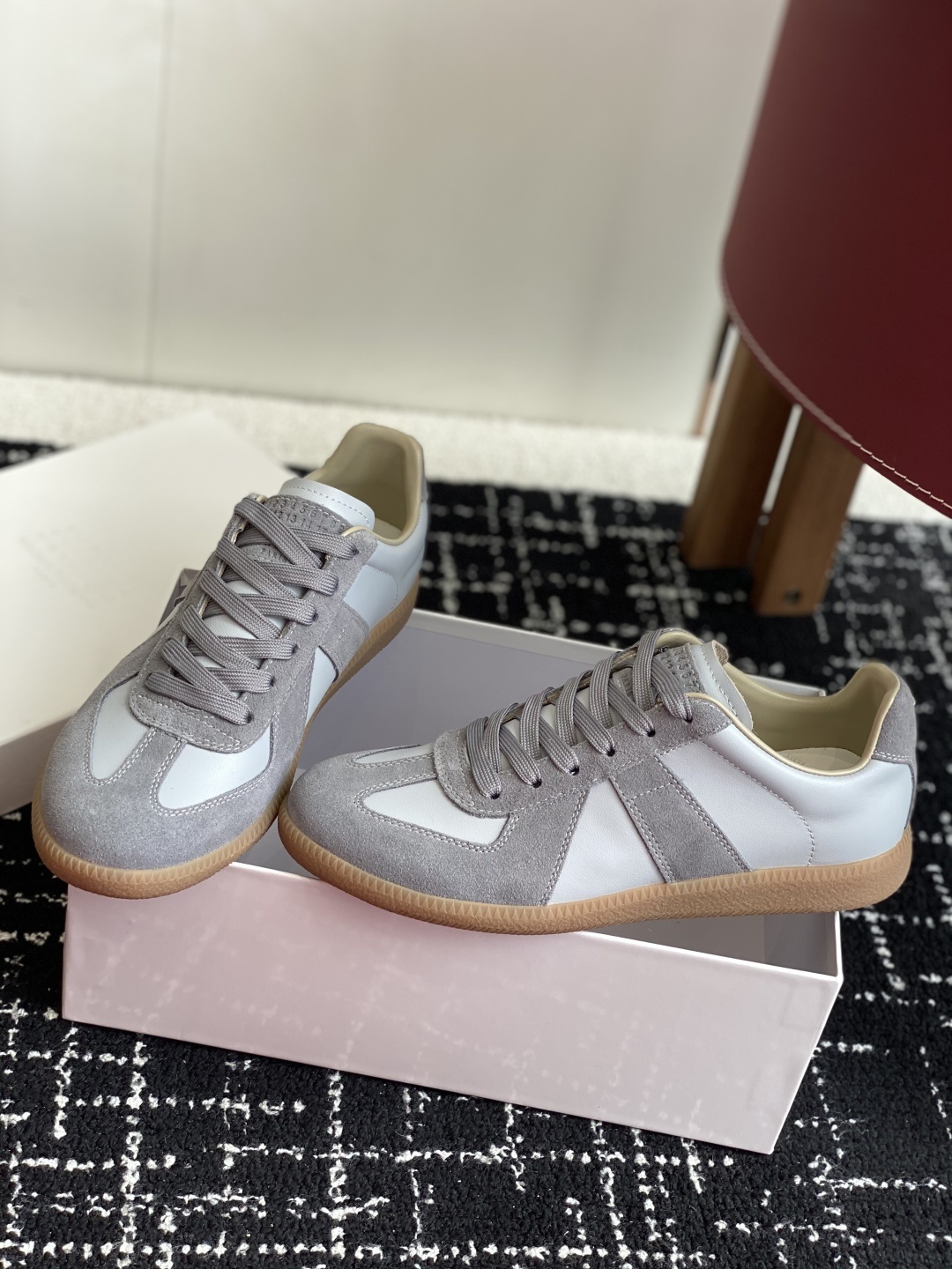 代购级
MaisonMargiela MM6 马吉拉 情侣款 喷墨 涂鸦 帆布 德训鞋 休闲 运动鞋