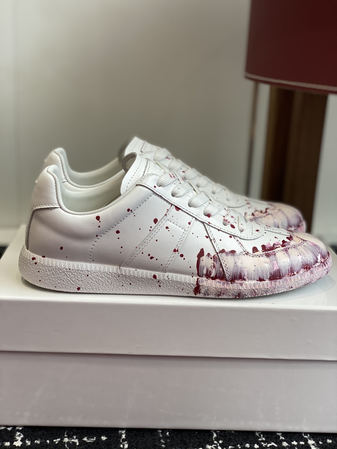 代购级
MaisonMargiela MM6 马吉拉 情侣款 喷墨 涂鸦 帆布 德训鞋 休闲 运动鞋