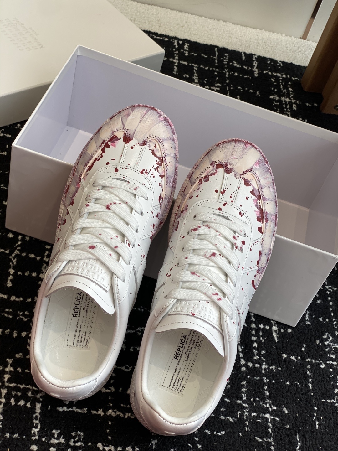 代购级
MaisonMargiela MM6 马吉拉 情侣款 喷墨 涂鸦 帆布 德训鞋 休闲 运动鞋