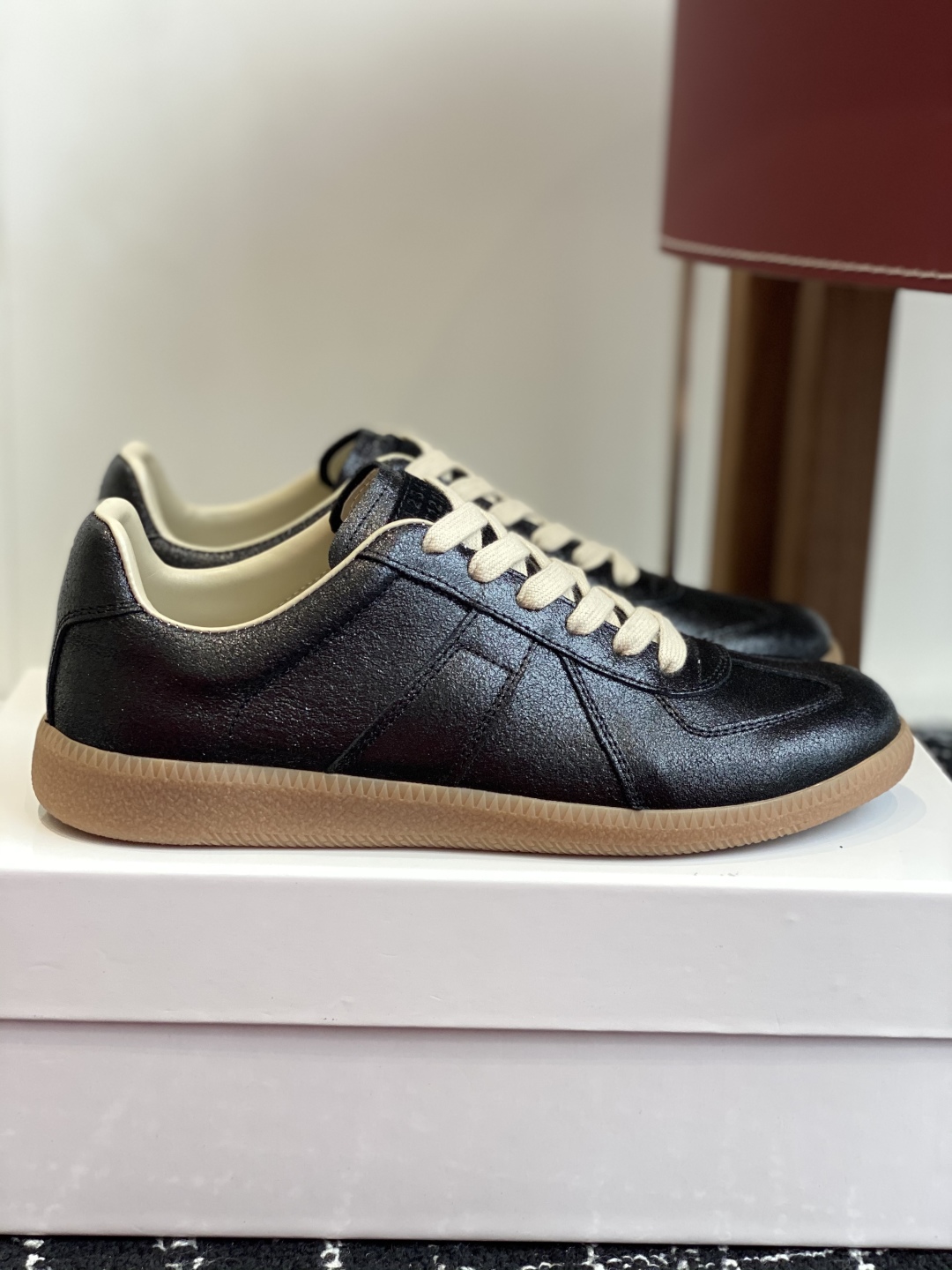 代购级
MaisonMargiela MM6 马吉拉 情侣款 喷墨 涂鸦 帆布 德训鞋 休闲 运动鞋

