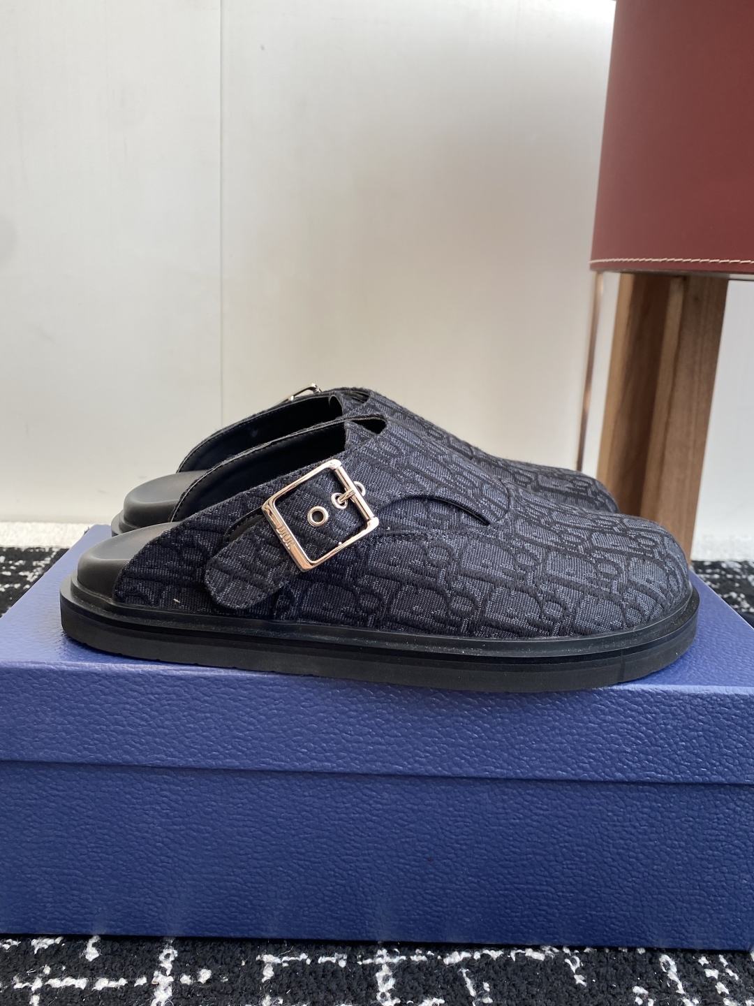 代购级
Dior  25ss 春夏最新款  男士超轻发泡大底 包头拖鞋

夏威夷沙滩运动拖鞋 Angel