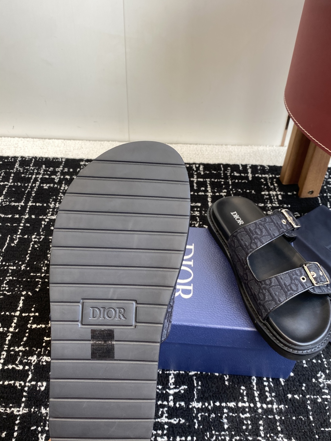 代购级
Dior  25ss 春夏最新款  男士超轻发泡大底 凉拖

夏威夷沙滩运动拖鞋 Angelab